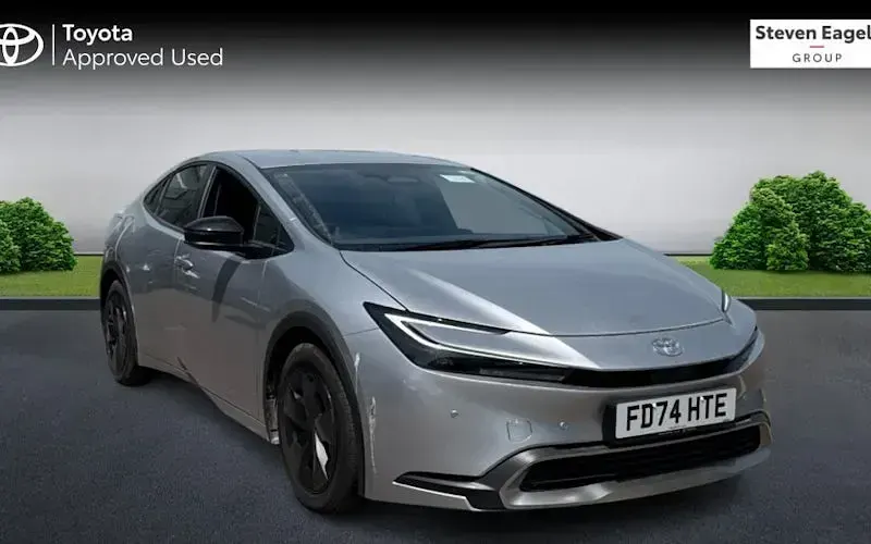 Used Toyota Prius Design 223 HP (164 kW) 2026 Hatchback
