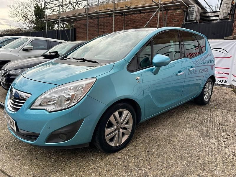 Second-hand Vauxhall Meriva 100 CP (73 kW) 2011 Albastru Monovolum