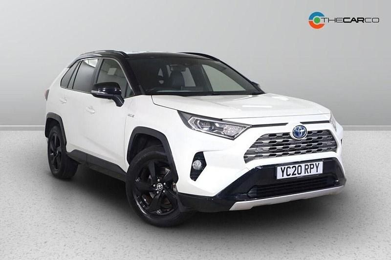 Used Toyota RAV4 218 HP (160 kW) 2020 White/black SUV