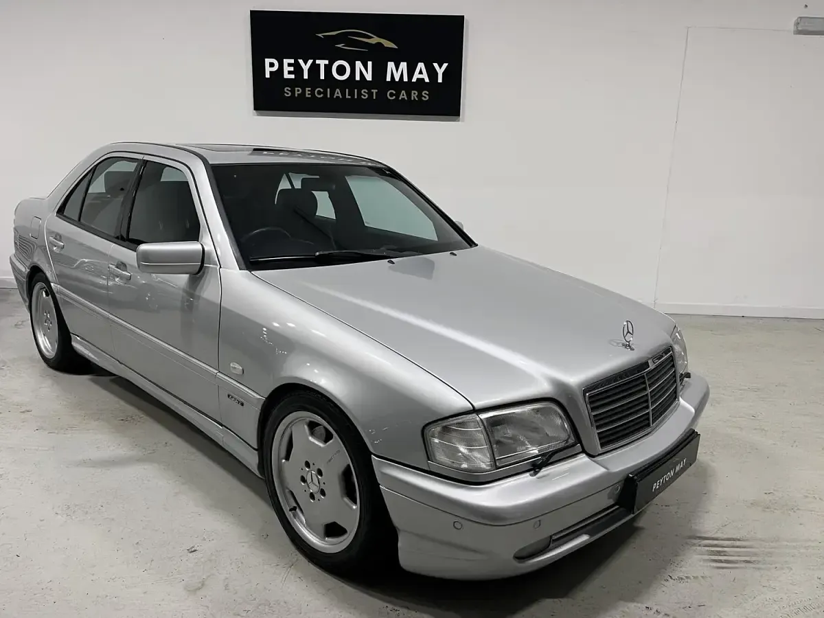 Used Mercedes C43 AMG AMG 306 HP (225 kW) 1998 Silver Sedan