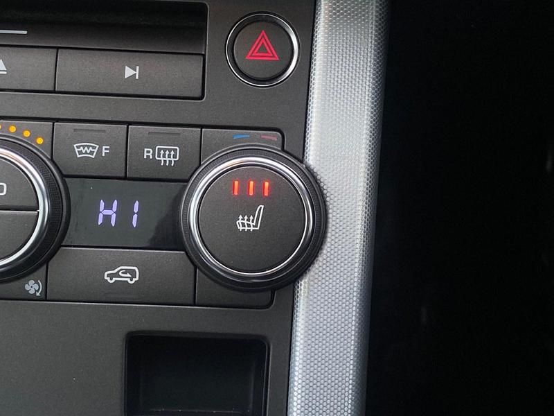 Used Land Rover Range Rover evoque Dynamic 2013 Red Estate