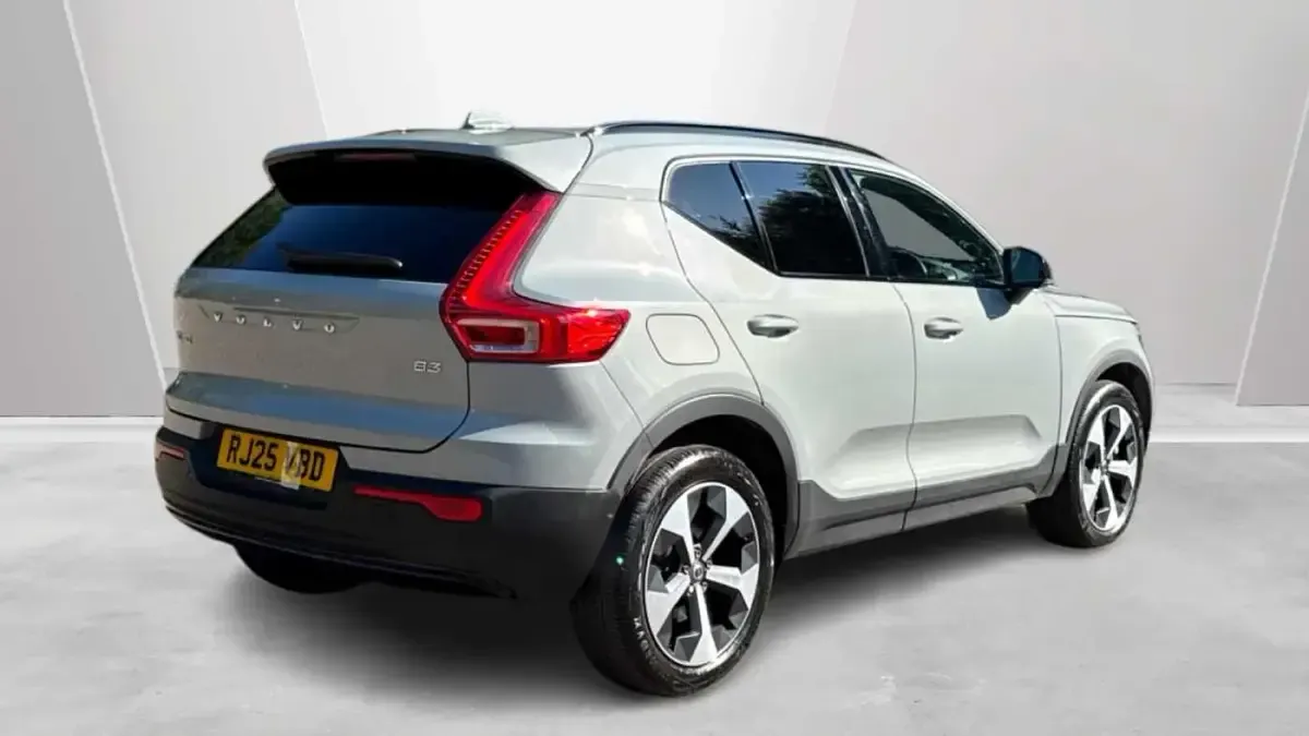 Used Volvo XC40 Plus 161 HP (118 kW) 2026 SUV