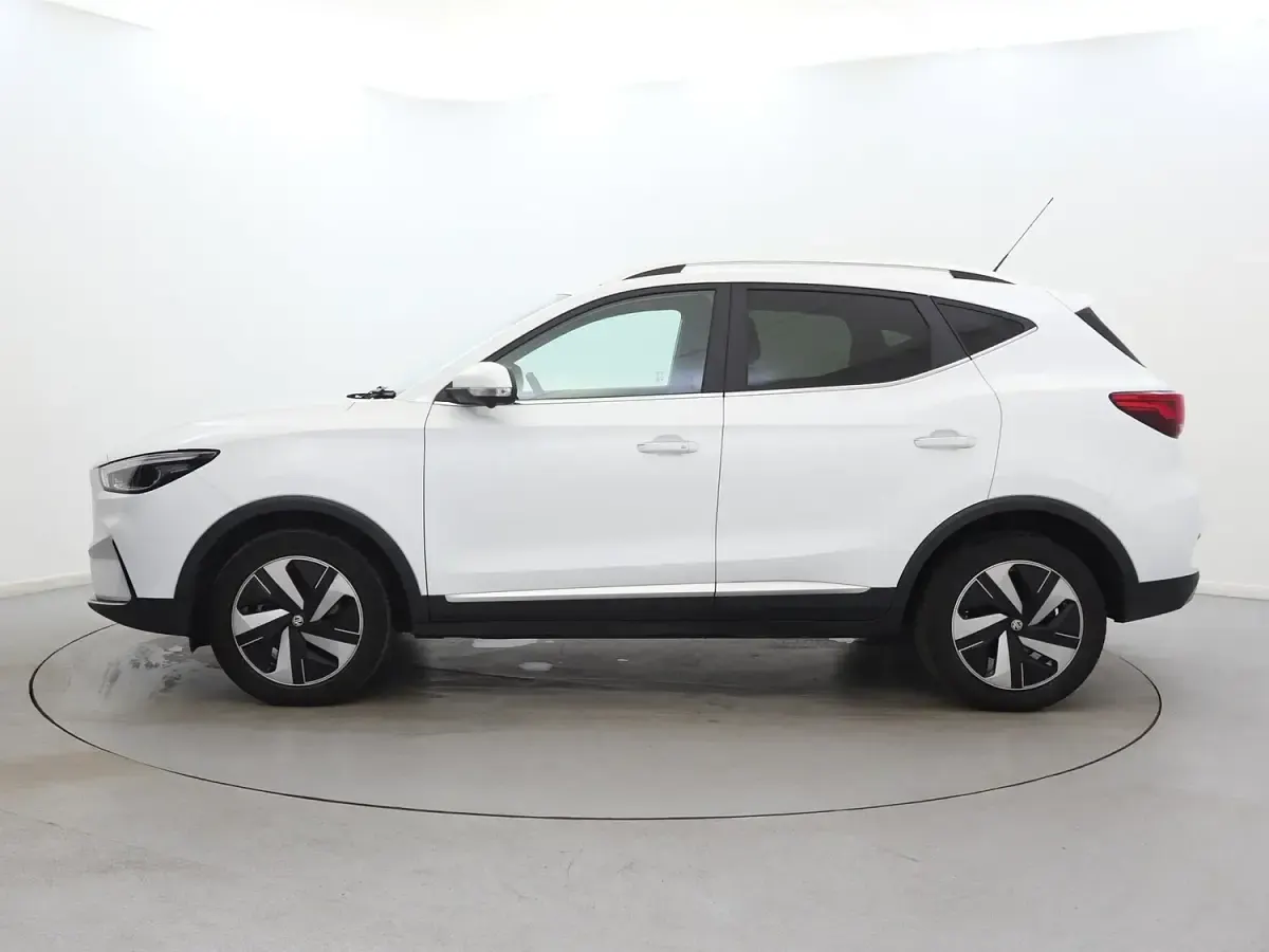 Used MG ZS Trophy Connect 114 kW (156 HP) 2024 White SUV