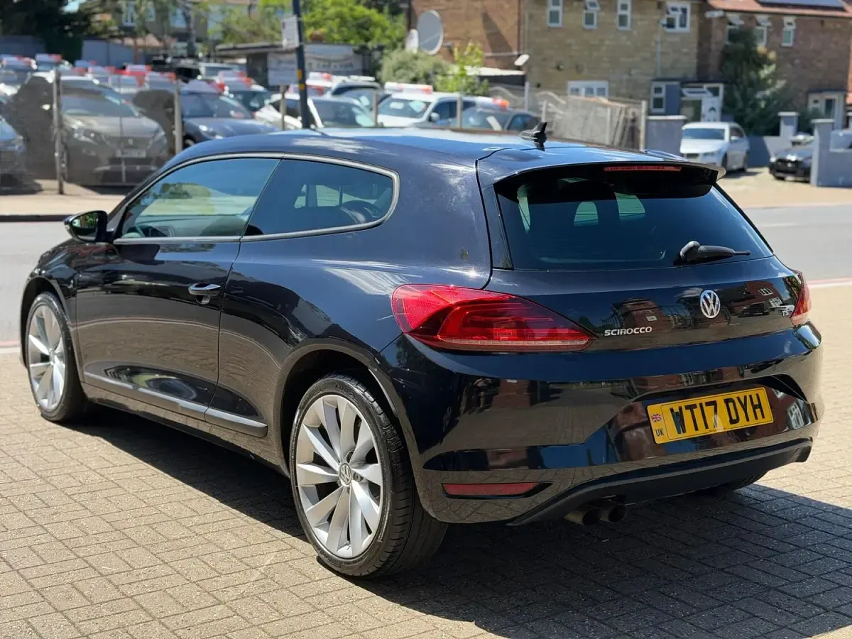 Used VW Scirocco GT 125 HP (91 kW) 2017 Black Coupe