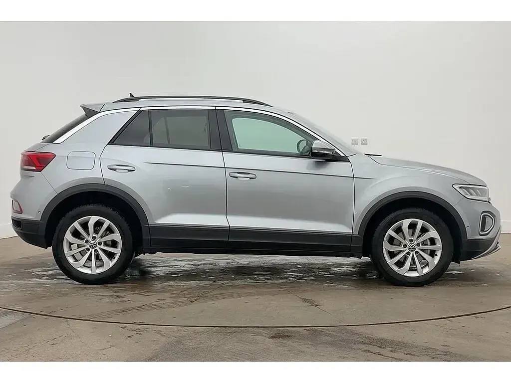 Used VW T-Roc 150 HP (110 kW) 2025 SUV