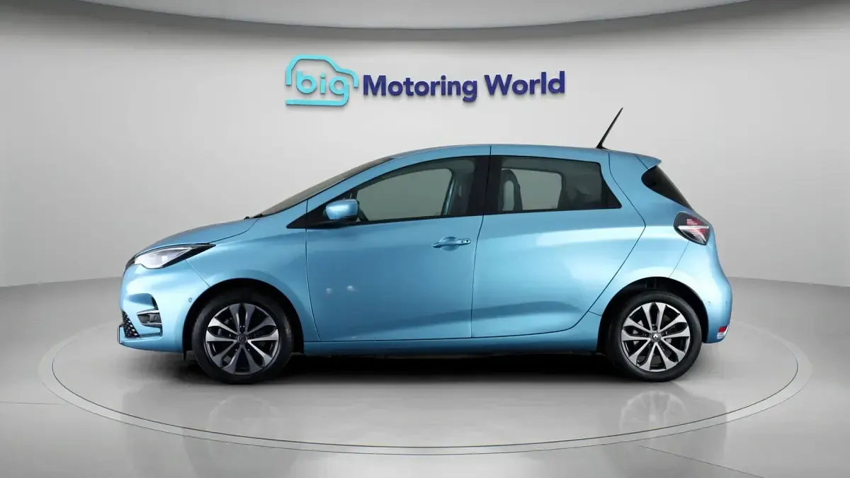 Used Renault Zoe GT 100 kW (136 HP) 2022 Blue Hatchback