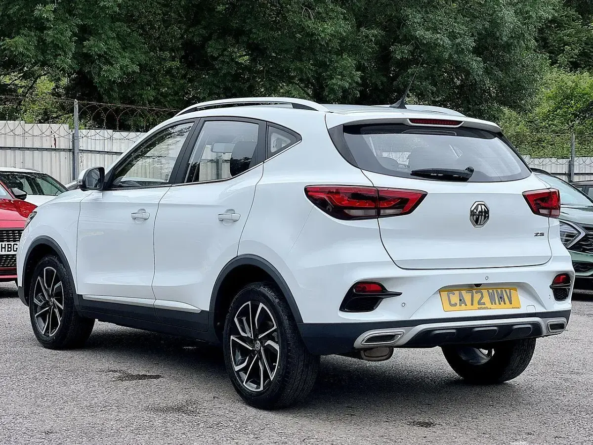 Used MG ZS Exclusive 105 HP (77 kW) 2022 White SUV