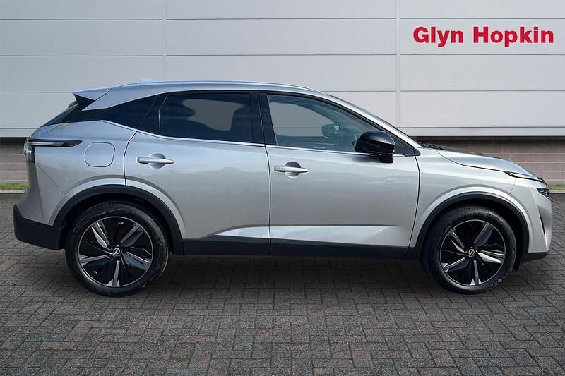 Used Nissan Qashqai Tekna 2025 Silver SUV
