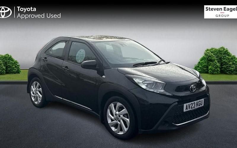 Used 2025 Toyota Aygo PURE Hatchback | £12,678 (Good price) - Image 1/4