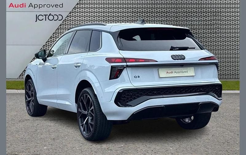 Used Audi Q3 Advanced 267 HP (196 kW) 2025 White SUV