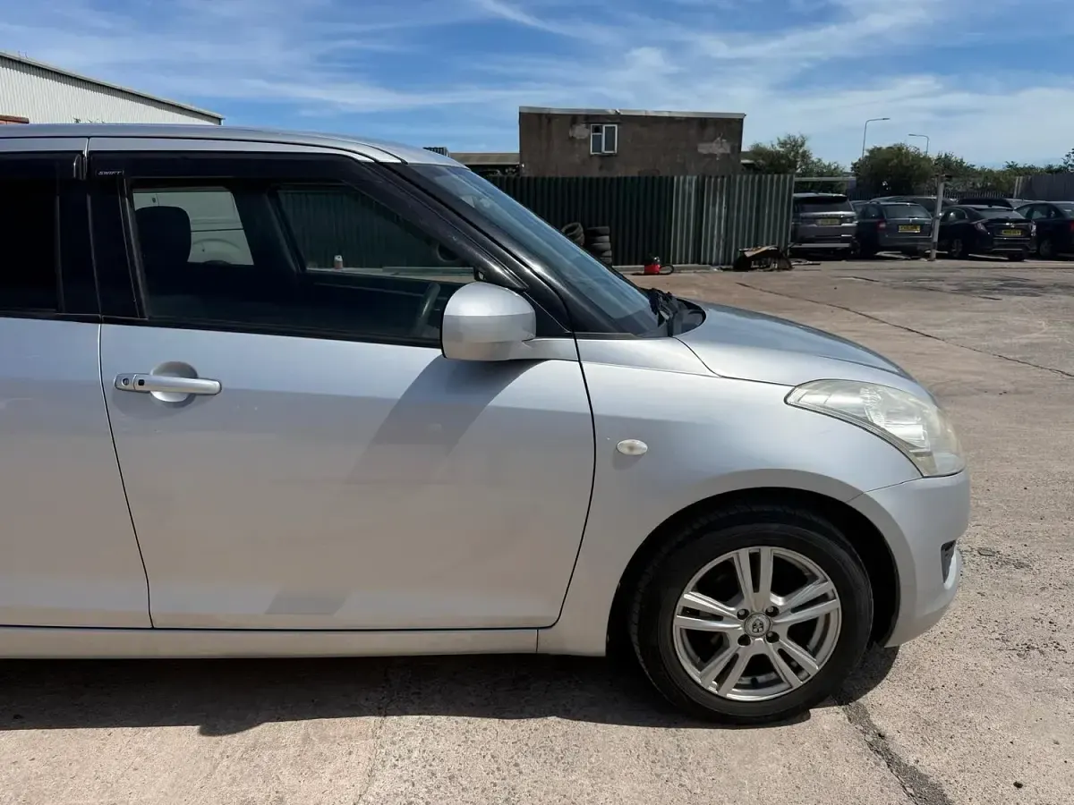 Used Suzuki Swift SZ4 2011 Silver Hatchback