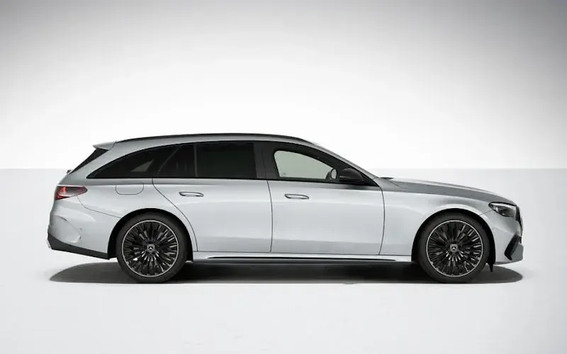 New Mercedes E300 Urban 313 HP (230 kW) 2026 Sedan