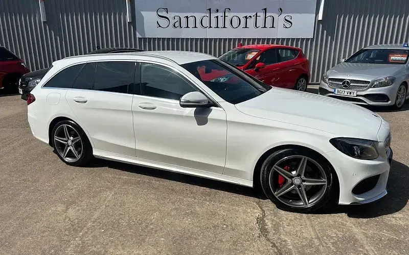 Used Mercedes C220 AMG line 170 HP (125 kW) 2015 Estate
