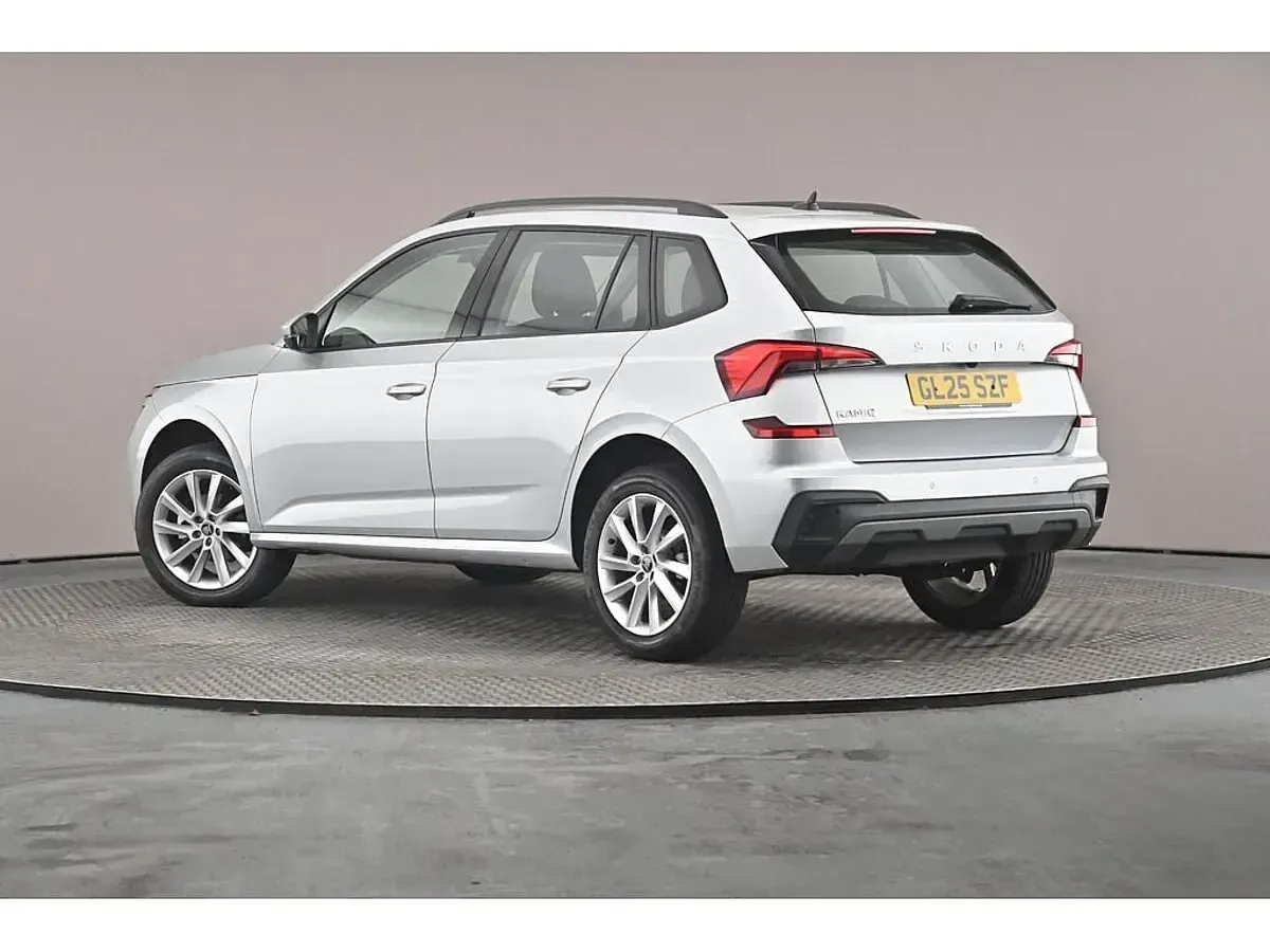 Used Skoda Kamiq SE 94 HP (69 kW) 2025 Brilliant silver metallic SUV
