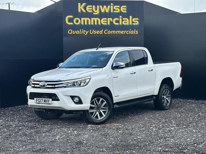White Used 2017 Toyota HiLux Pickup | £16,990 (Good price) - Image 1/2