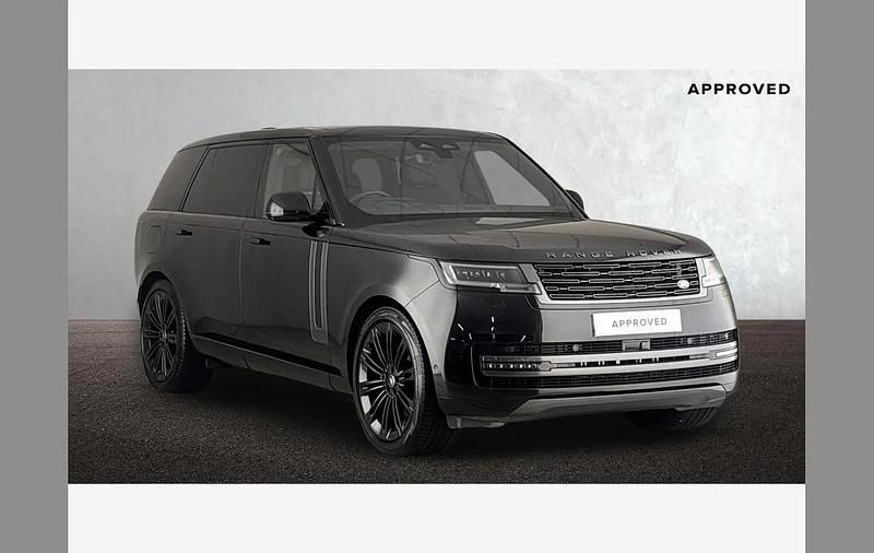 Used Land Rover Range Rover HSE 400 HP (294 kW) 2025 Black SUV
