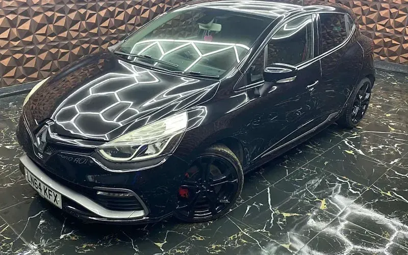 Used Renault Clio 200 HP (147 kW) 2015 Hatchback