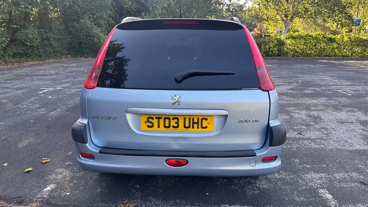 Used Peugeot 206 2003 Silver Estate