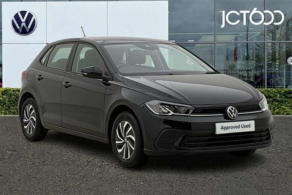 Black Used 2024 VW Polo Life Hatchback | £16,991 (Good price) - Image 1/4
