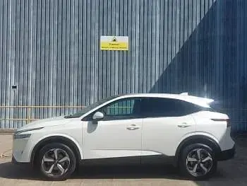 Used Nissan Qashqai N-Connecta 140 HP (102 kW) 2023 White SUV