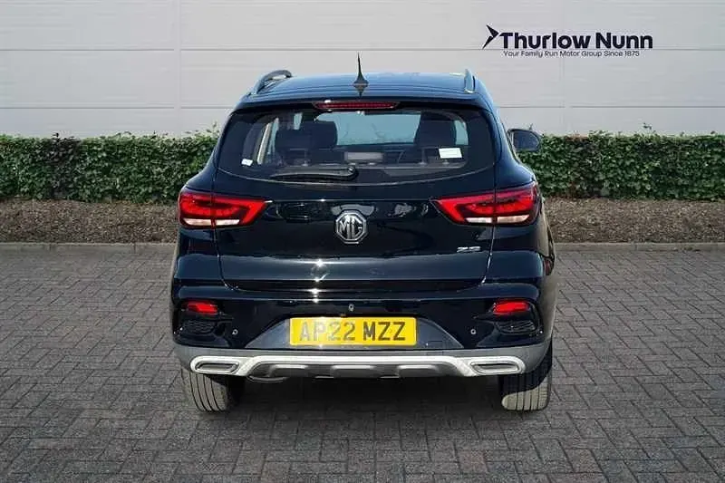 Usado MG ZS Exclusive 106 HP (77 kW) 2022 Preto SUV