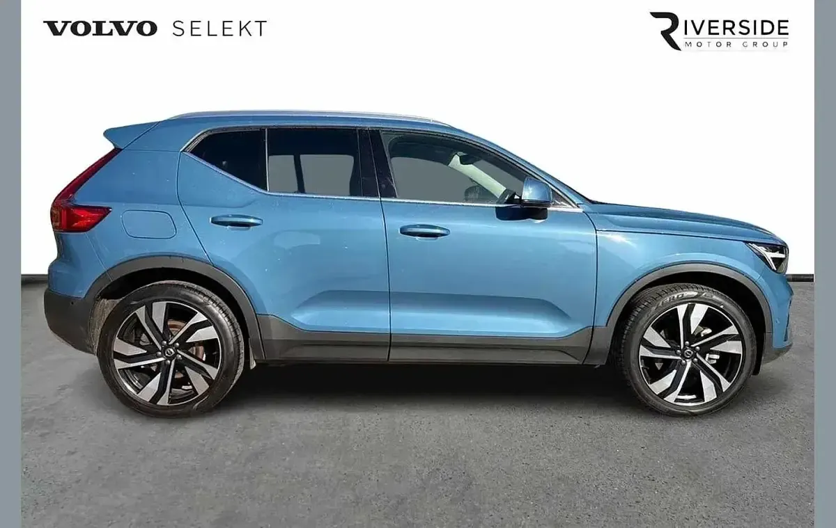 Used Volvo XC40 Ultra 197 HP (144 kW) 2025 Fjord blue SUV