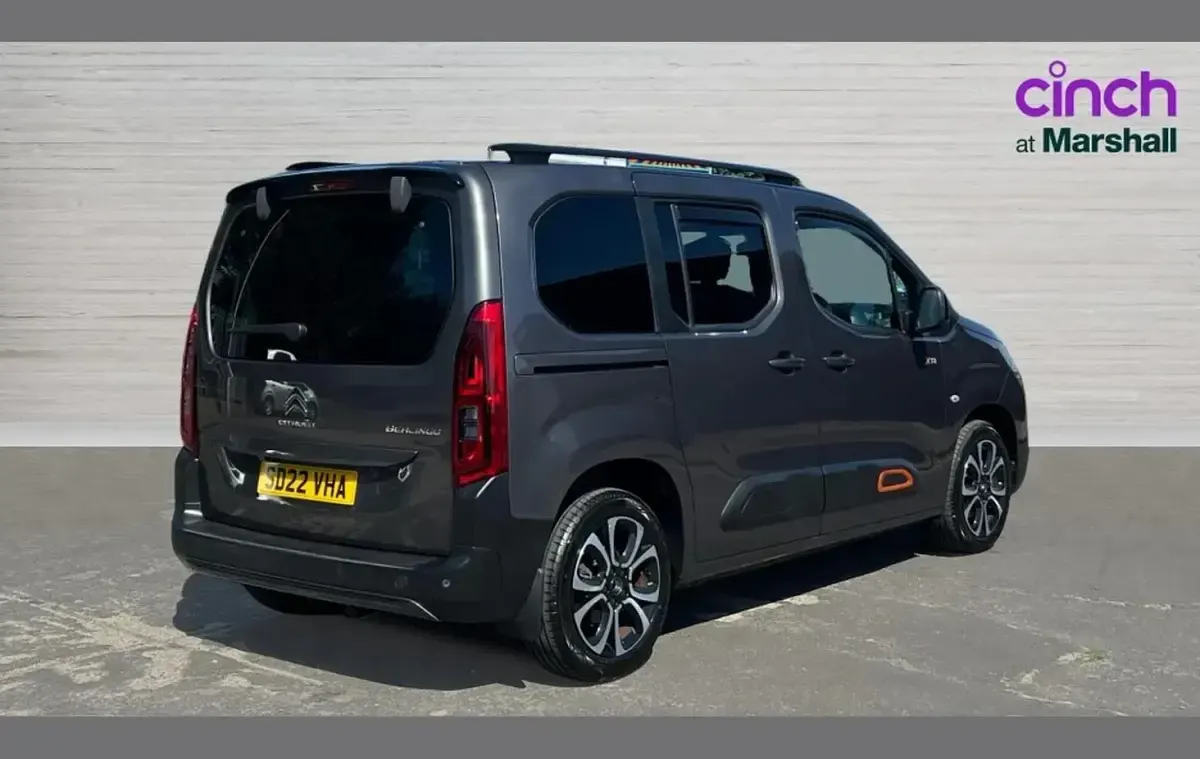 Used Citroën Berlingo XTR 128 HP (94 kW) 2022 Grey MPV