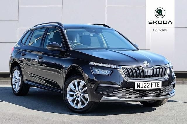 Black magic pearl effect Used 2022 Skoda Kamiq SE SUV | £13,990 (Fair price) - Image 1/4