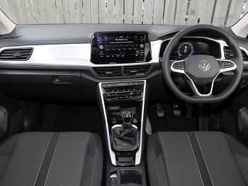 Used VW T-Roc Match 115 HP (84 kW) 2024 Silver SUV