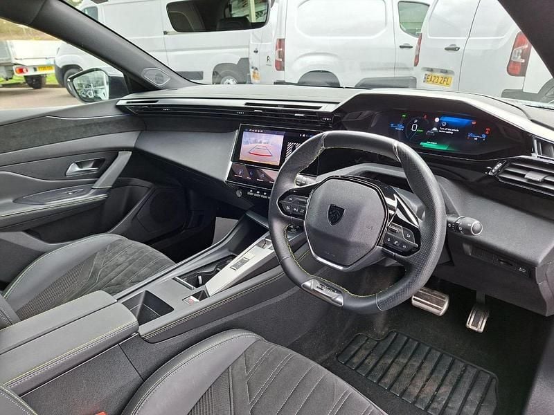 Used Peugeot e-308 GT 113 kW (154 HP) 2024 White Hatchback