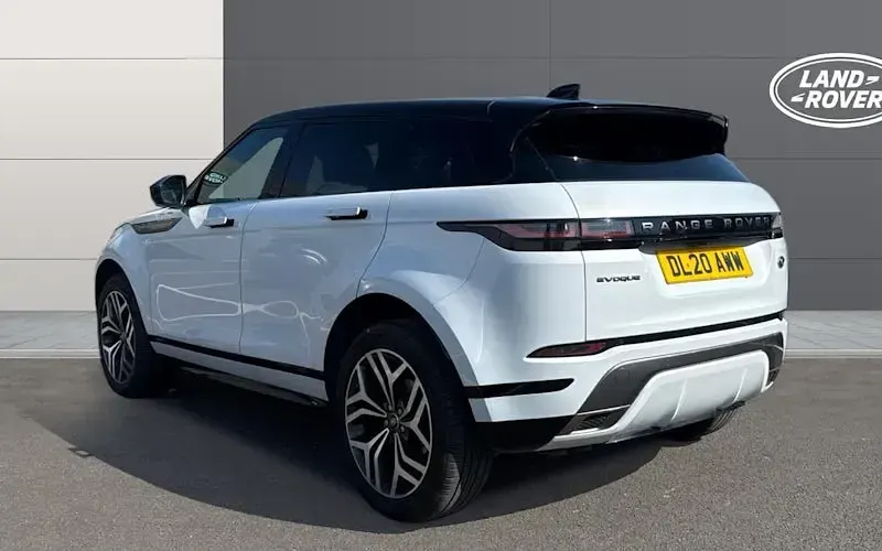 Used Land Rover Range Rover evoque First Edition 182 HP (133 kW) 2019 White SUV