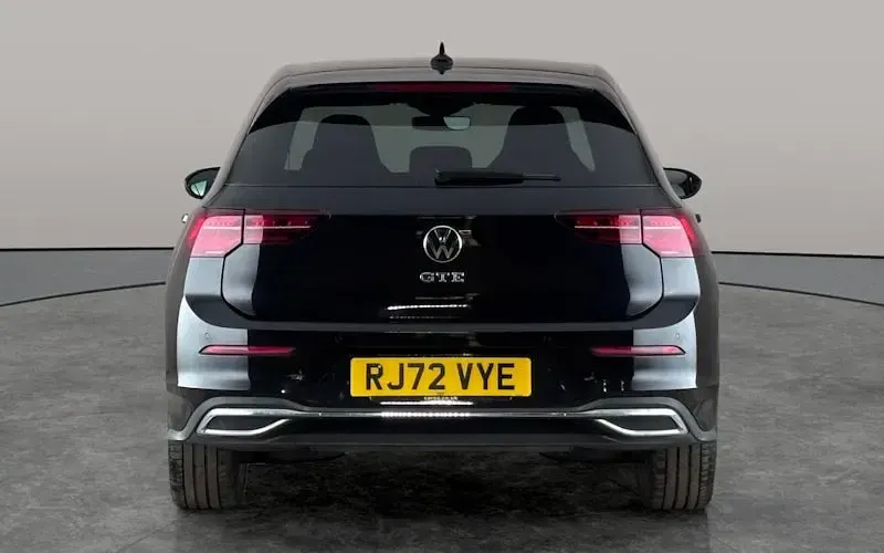 Used VW Golf VIII GTE 245 HP (180 kW) 2022 Black Hatchback