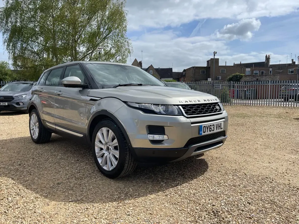 Begagnad Land Rover Range Rover evoque Prestige 2014 Guld SUV