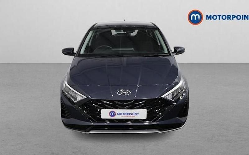 Used Hyundai i20 Advanced 101 HP (74 kW) 2024 Grey Hatchback