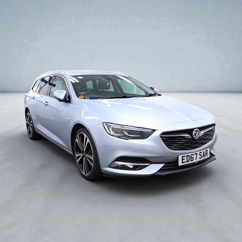 Used Vauxhall Insignia Elite 170 HP (125 kW) 2017 Silver Estate