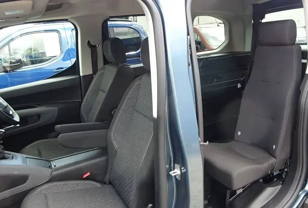Used Peugeot Rifter Allure 2024 Blue MPV