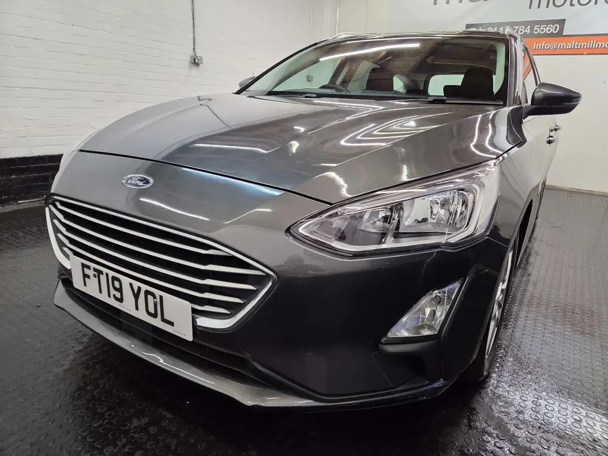 Used Ford Focus Zetec 95 HP (69 kW) 2025 Grey Estate