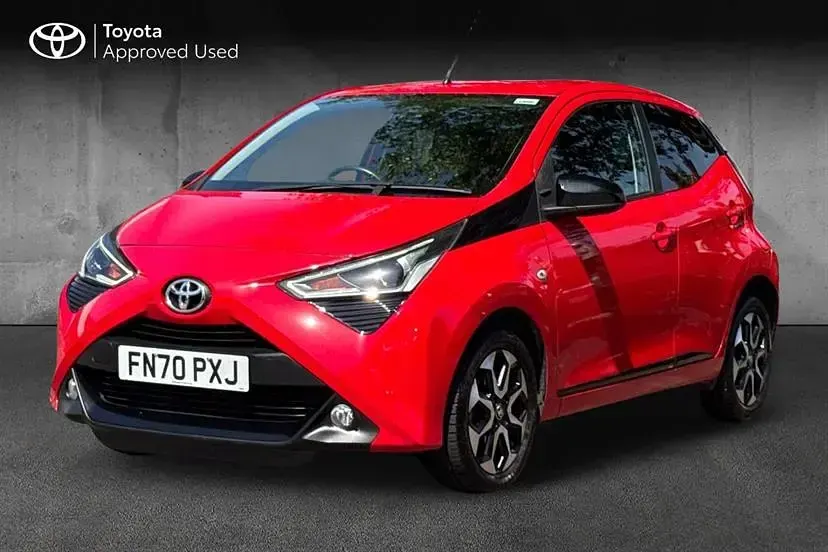 Used Toyota Aygo Trend 72 HP (52 kW) 2020 Red Hatchback