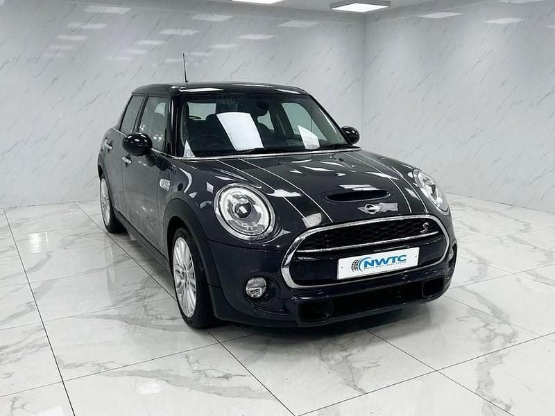 Used Mini Cooper SD Hatch 170 HP (125 kW) 2016 Grey Hatchback