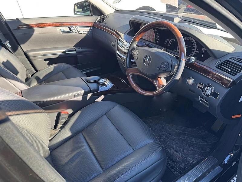 Used Mercedes S550 2011 Black Sedan
