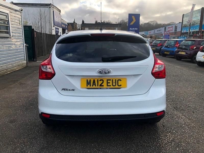 Used Ford B-MAX Zetec 2012 White MPV