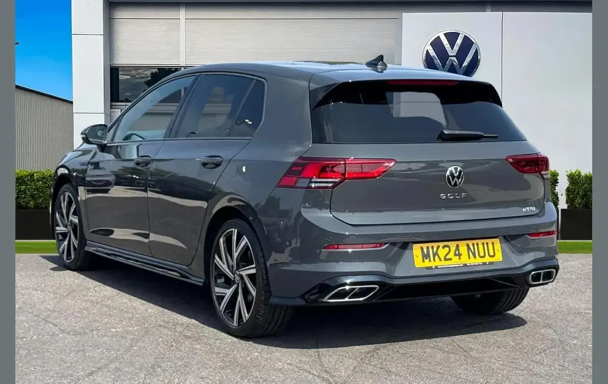 Used VW Golf VIII R-line 147 HP (108 kW) 2024 Grey Hatchback