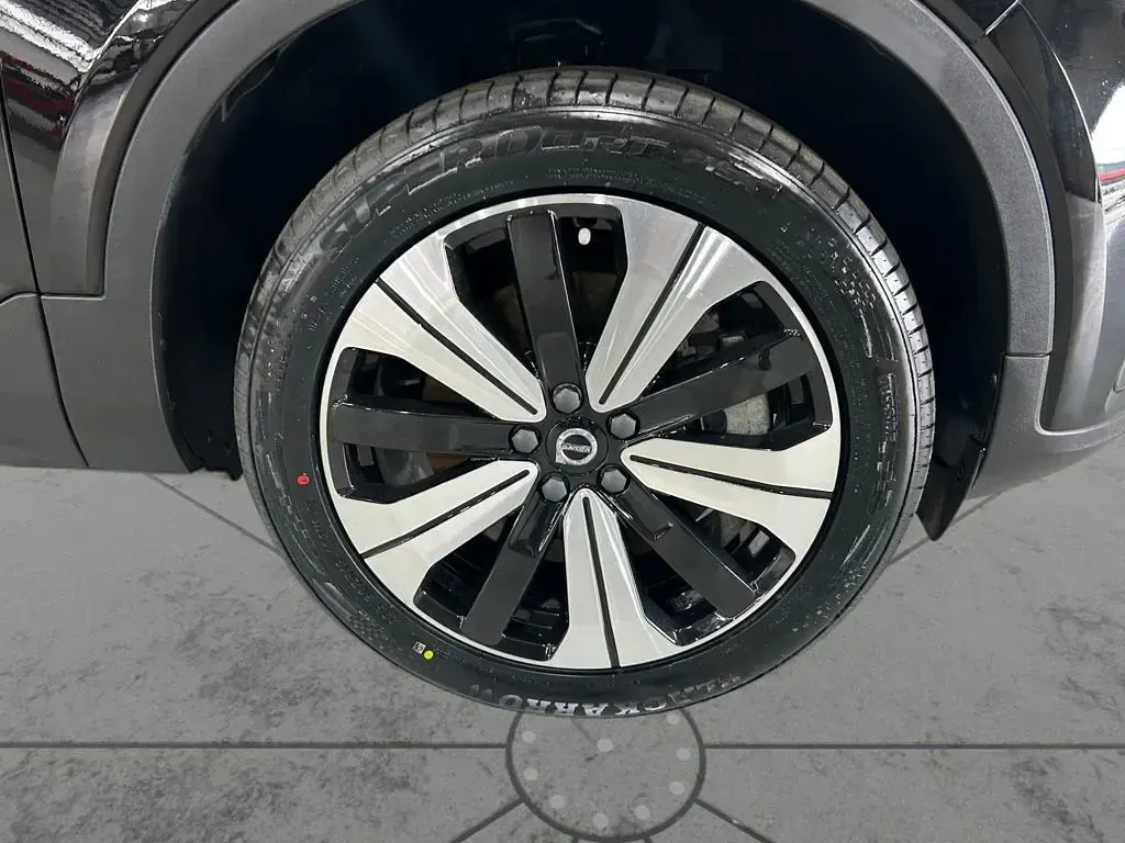 Used Volvo C40 Core 2023 SUV