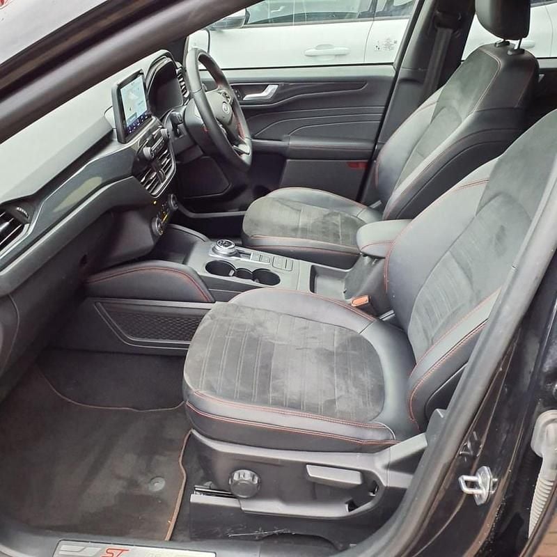 Used Ford Kuga ST-Line 190 HP (139 kW) 2022 Black SUV