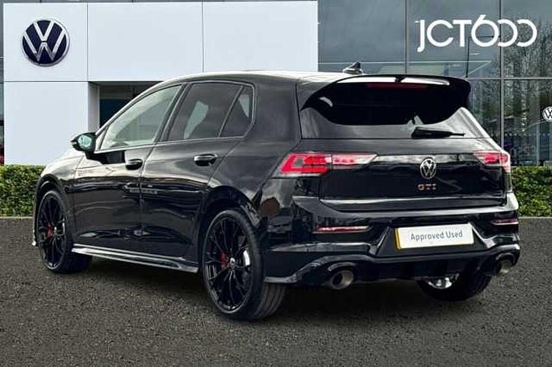 New VW Golf VIII GTI Clubsport 300 HP (220 kW) 2026 Black Hatchback