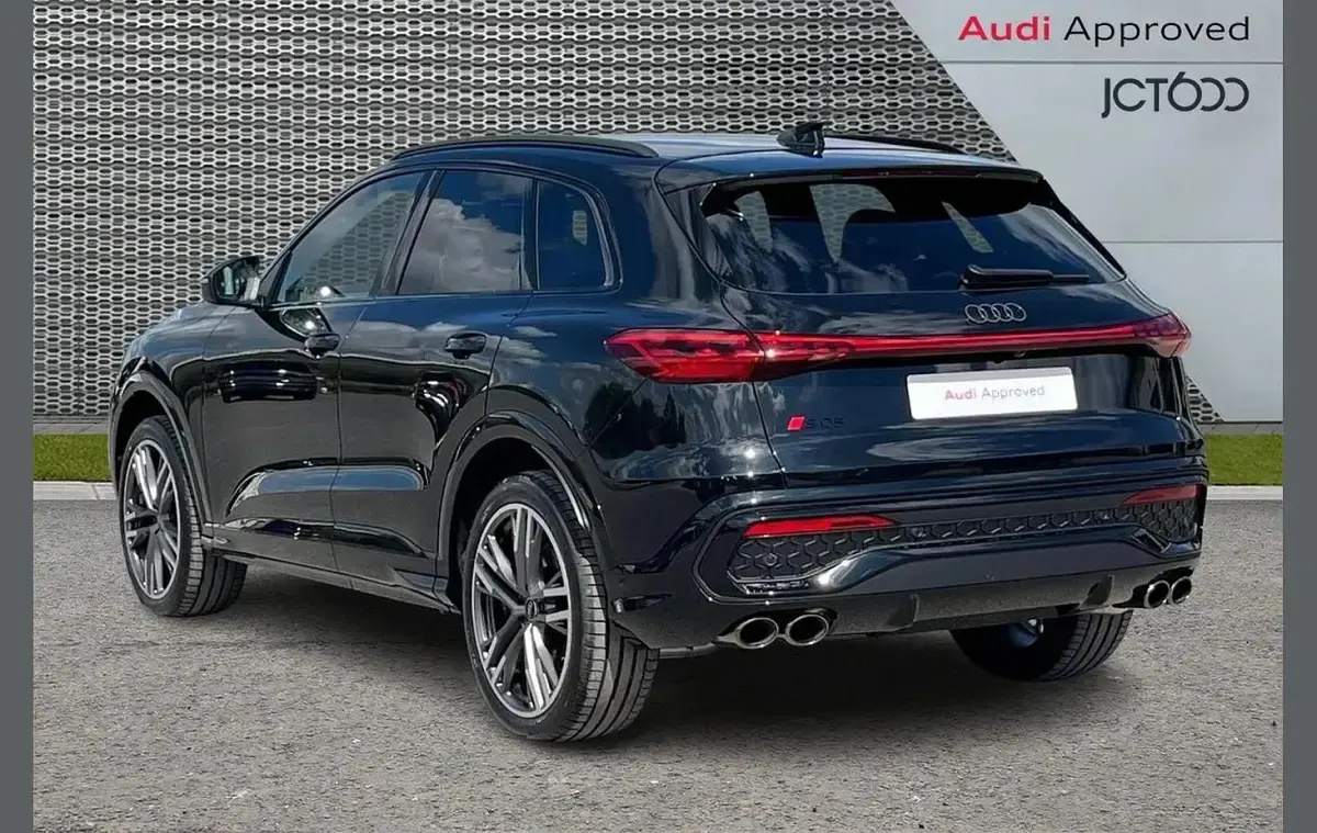 New Audi SQ5 Black Edition 362 HP (266 kW) 2026 Black SUV