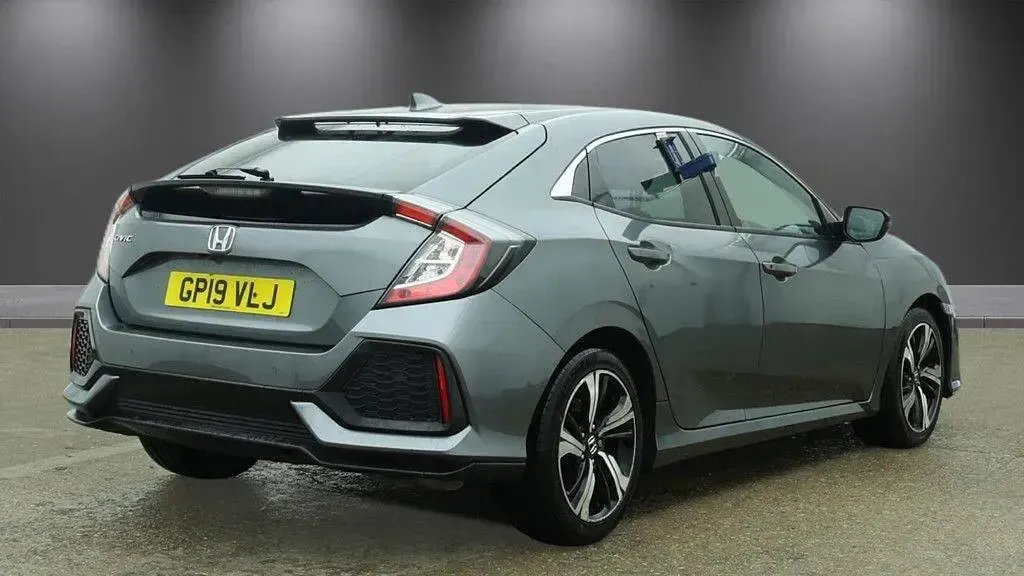 Used Honda Civic SR 126 HP (92 kW) 2019 Grey Hatchback