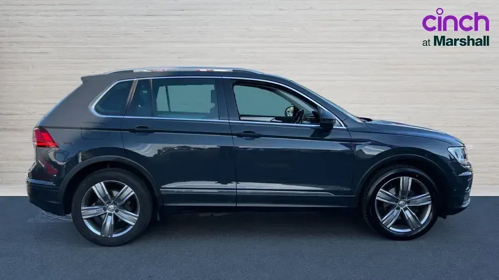 Used VW Tiguan Match 150 HP (110 kW) 2019 Urano grey SUV