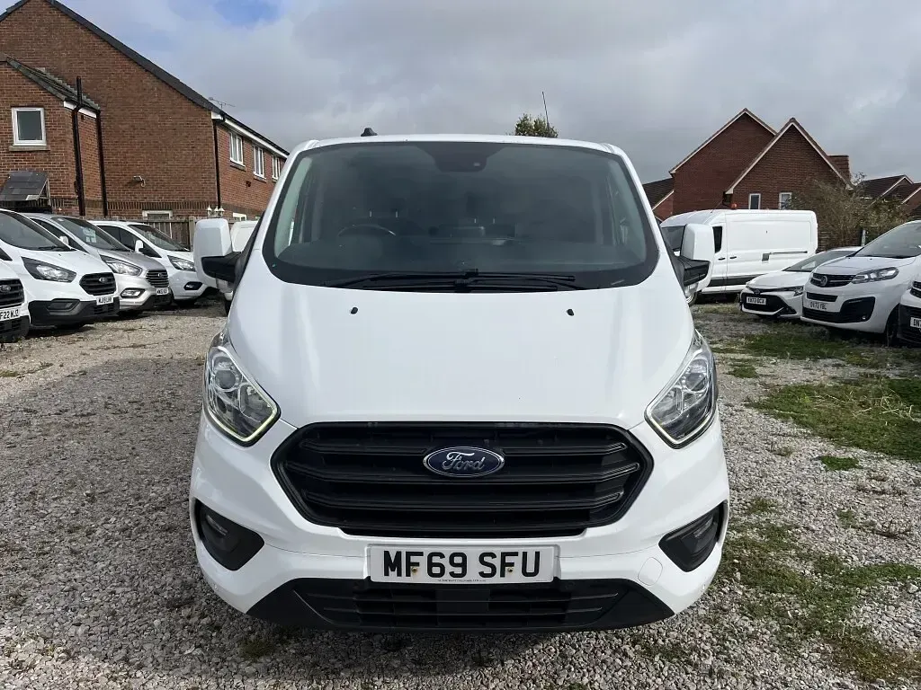 Used Ford Transit Custom Trend 130 HP (95 kW) 2019 White Van