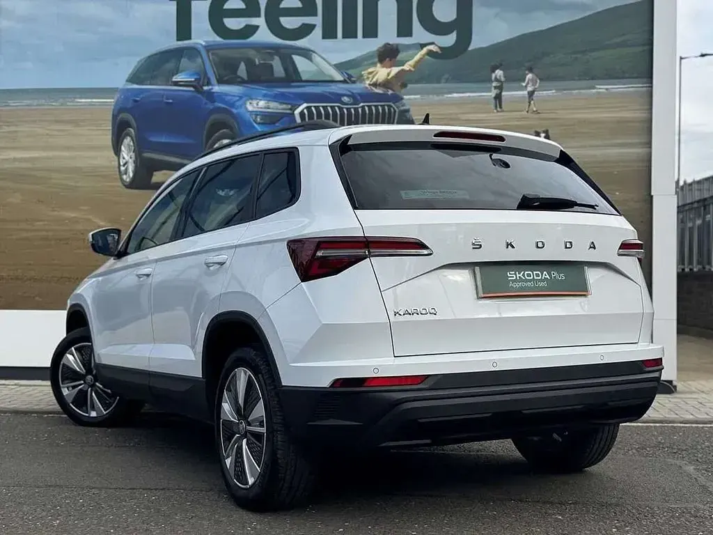 Used Skoda Karoq SE Drive 107 HP (78 kW) 2022 White SUV